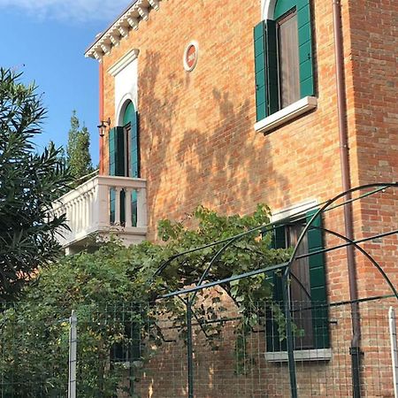 Villa Contarini B&B Lido di Venezia ภายนอก รูปภาพ