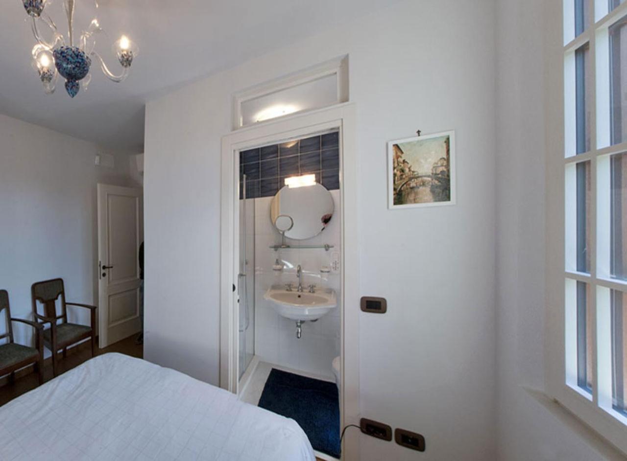 Villa Contarini B&B Lido di Venezia ภายนอก รูปภาพ